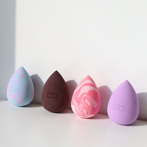 Blending Sponge - Cotton Candy Marble fra Makeup Mekka – bilde 3