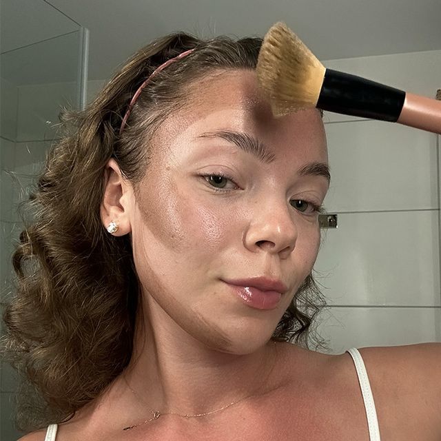 237 Self Tan Contour Brush fra Makeup Mekka – bilde 2