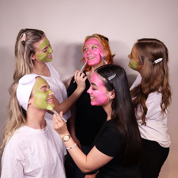 Pink Clay Mask fra Makeup Mekka – bilde 4