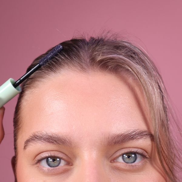 Slick Back Hair Tamer fra Makeup Mekka – bilde 2