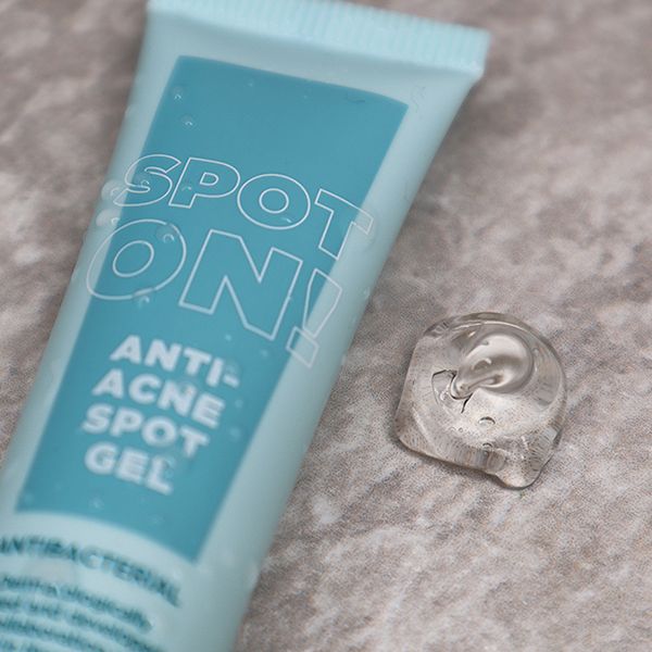 Spot on! Anti-Acne Spot Gel fra Makeup Mekka – bilde 2