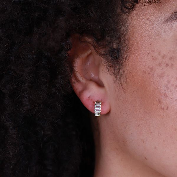 Sparkle Trio Huggie Hoops fra Makeup Mekka – bilde 3