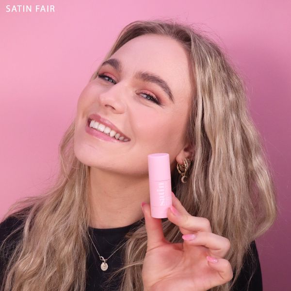 #Farge_1-7 Satin Fair