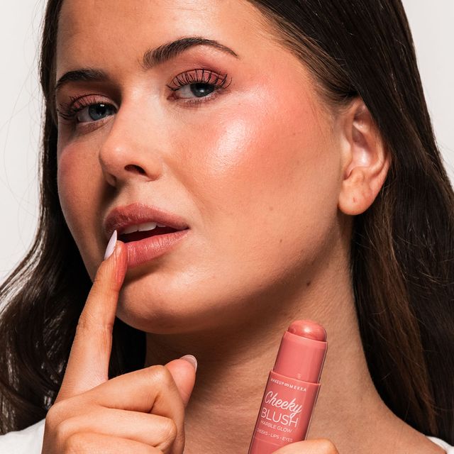 #Farge_10-69 Rosé Marble