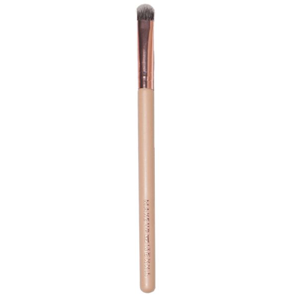 20-2-211_Detail-Eyeshadow-brush_front.jpg